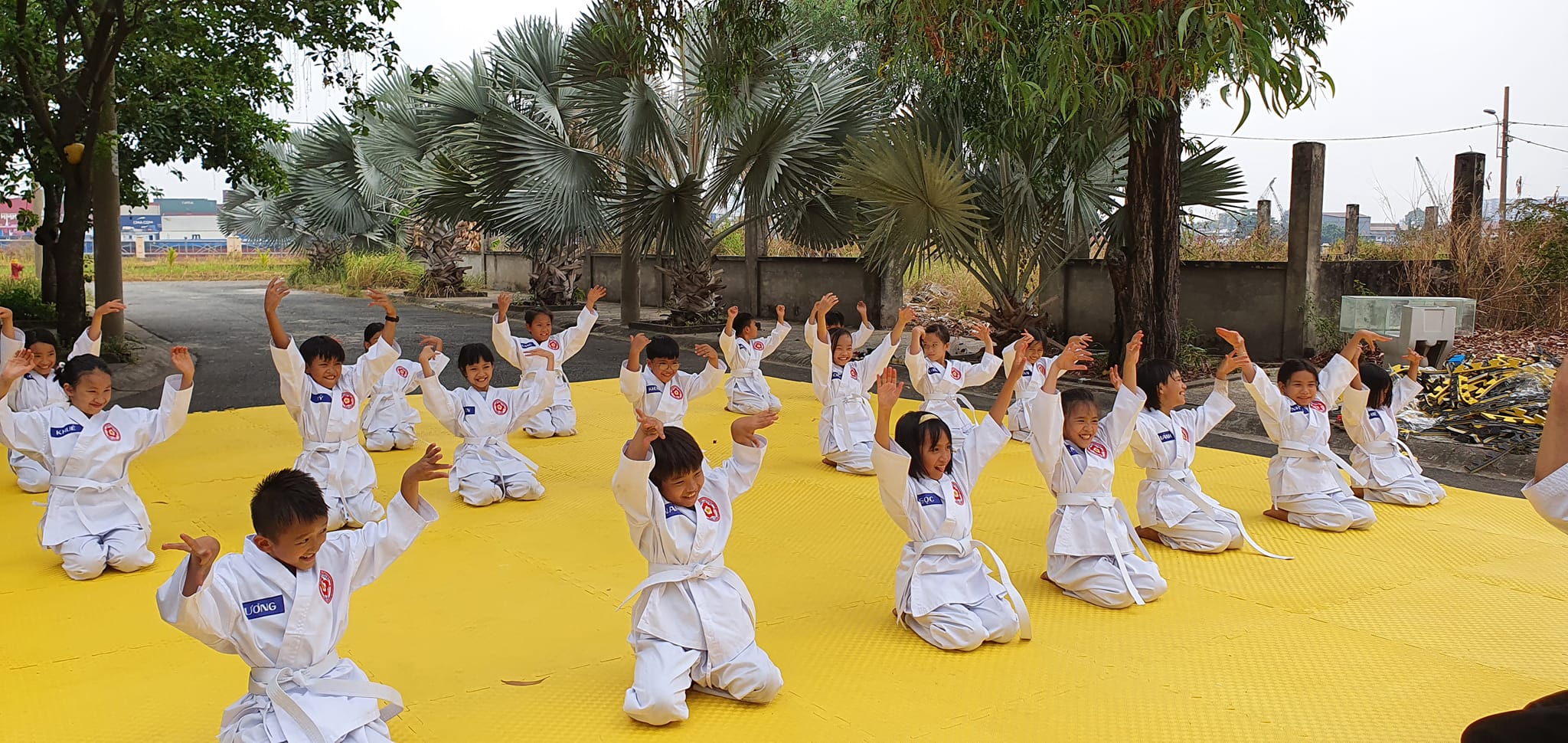 Đố vui ai trong hình 2